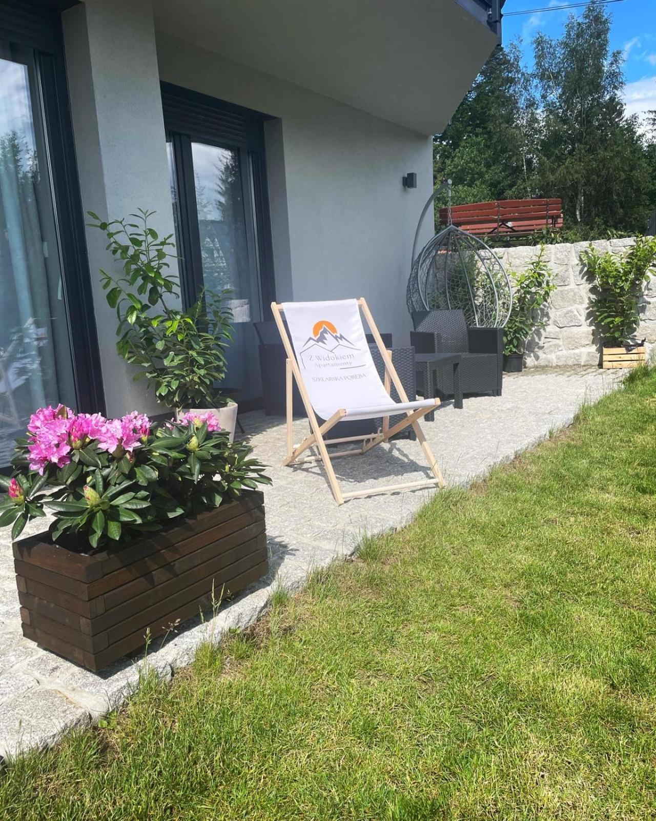 Z Widokiem Apartamenty - Apartamenty Z Widokiem Na Gory I Zewnetrzna Balia ชกลาร์สกา ปอเรมบา ภายนอก รูปภาพ