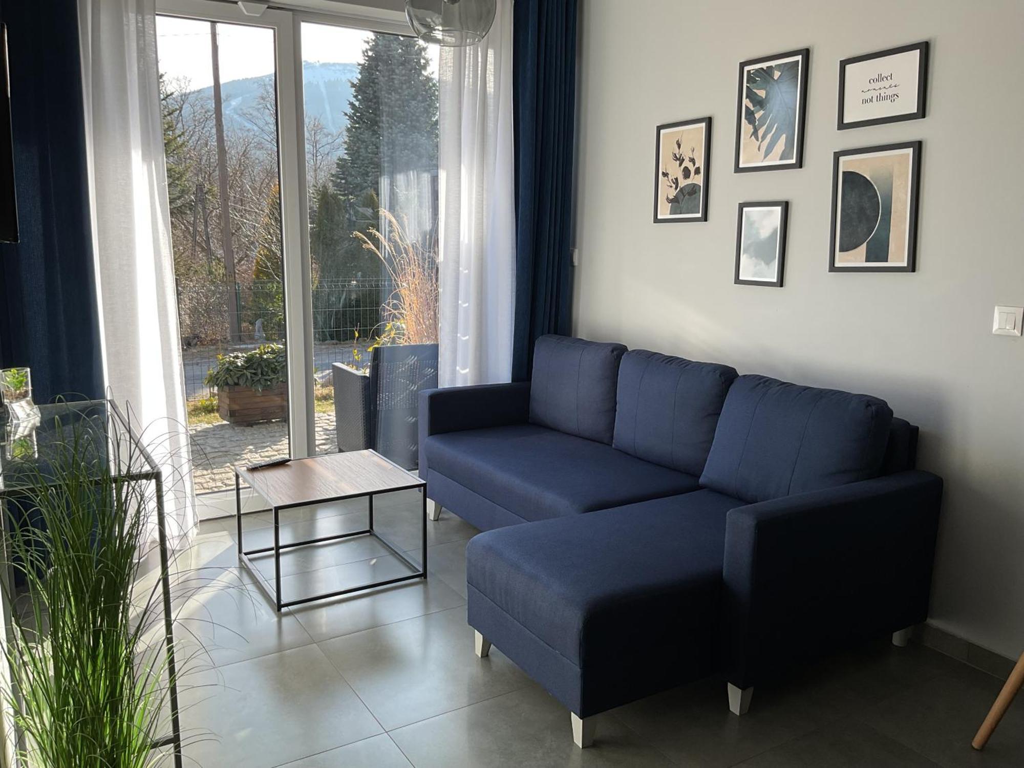 Z Widokiem Apartamenty - Apartamenty Z Widokiem Na Gory I Zewnetrzna Balia ชกลาร์สกา ปอเรมบา ภายนอก รูปภาพ